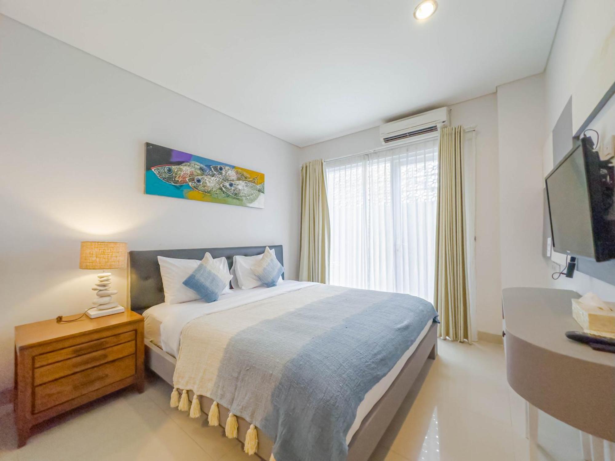 Hola Seminyak Otel Dış mekan fotoğraf