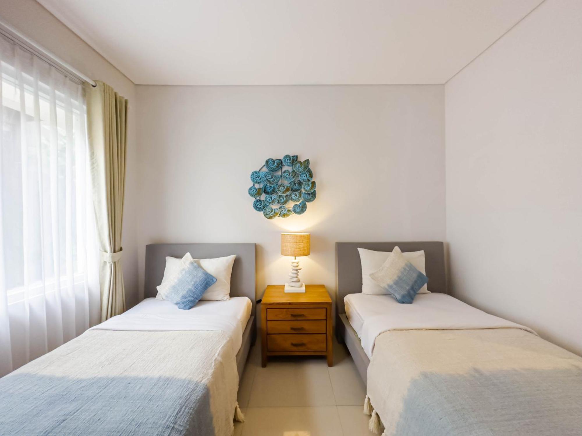 Hola Seminyak Otel Oda fotoğraf